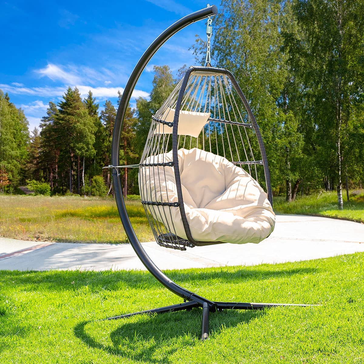 Best outdoor furniture for Airbnb